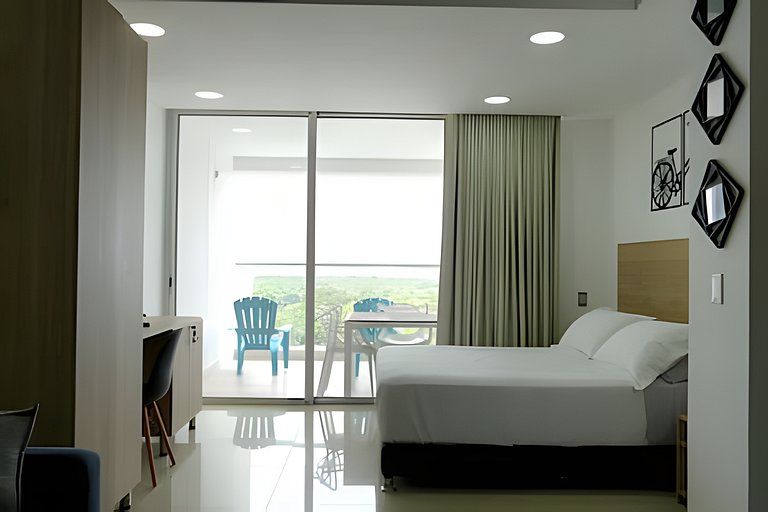 Brand New Condo With Balcony Near Beach & Old Town