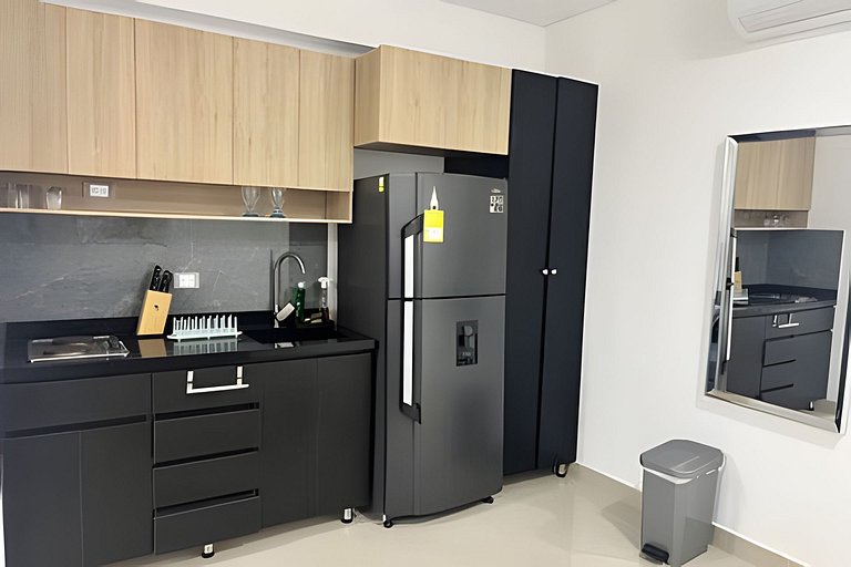 Brand New Condo With Balcony Near Beach & Old Town