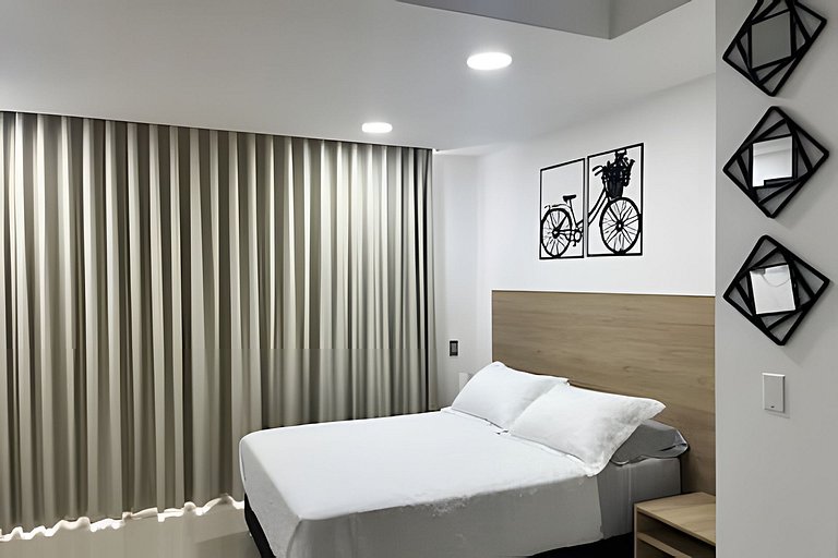 Brand New Condo With Balcony Near Beach & Old Town