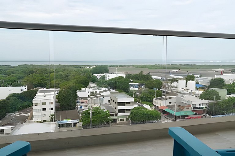 Condo con balcón en Cartagena Beach Smart Stay