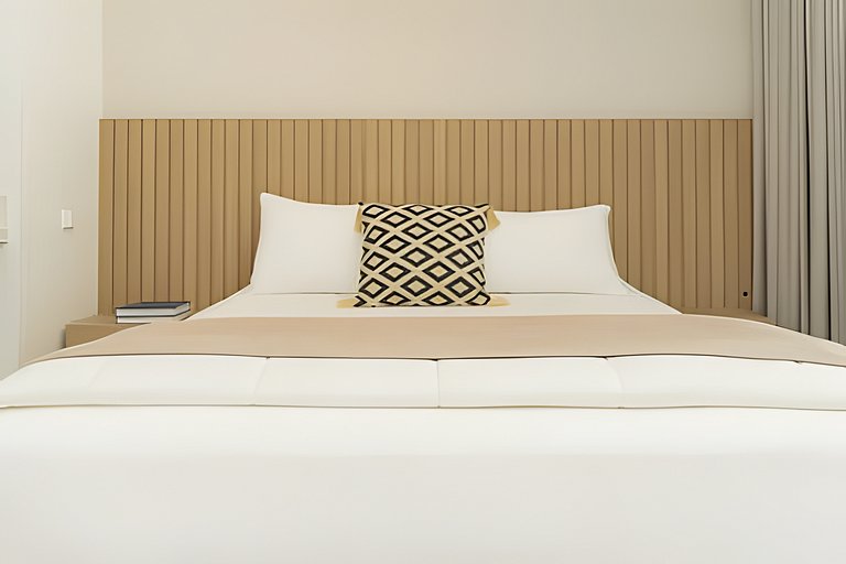 Ocean View Stay Near Cartagena’s Historic Heart