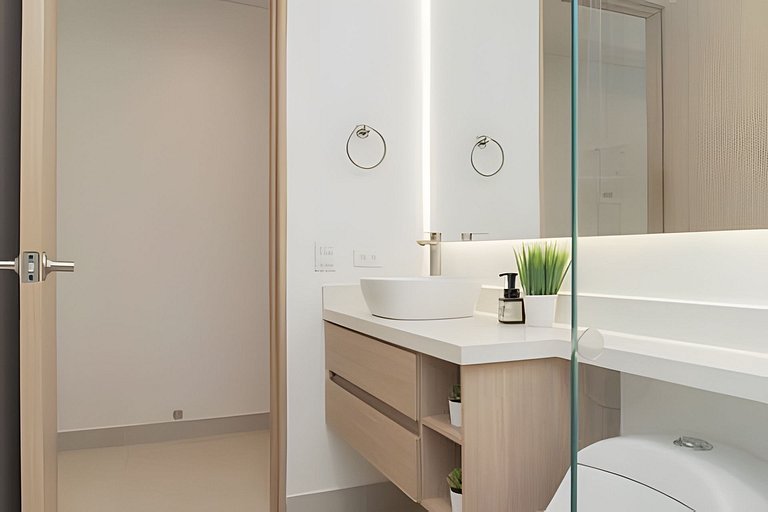 Ocean View Stay Near Cartagena’s Historic Heart