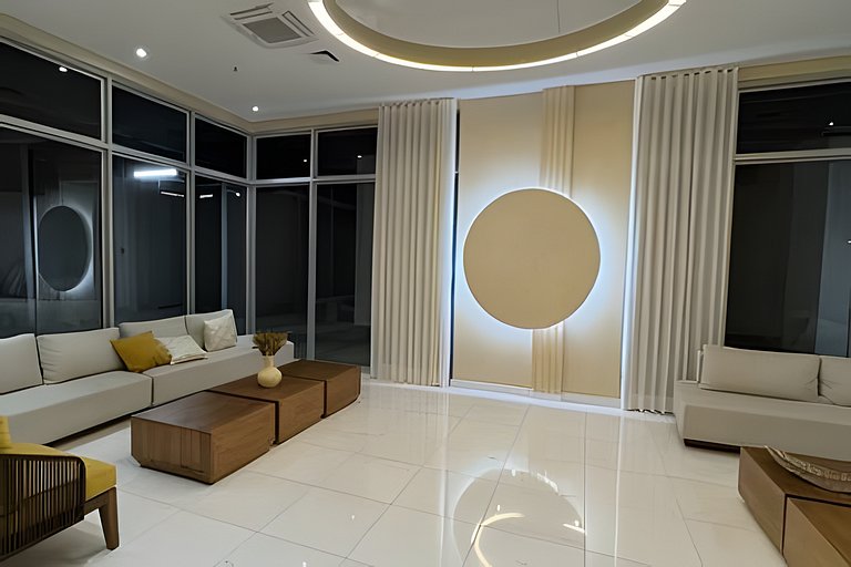 Ocean View Stay Near Cartagena’s Historic Heart