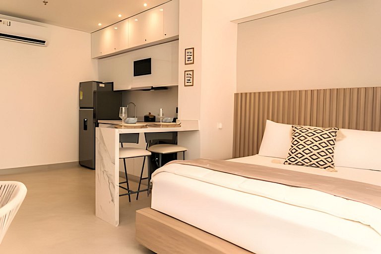 Ocean View Stay Near Cartagena’s Historic Heart