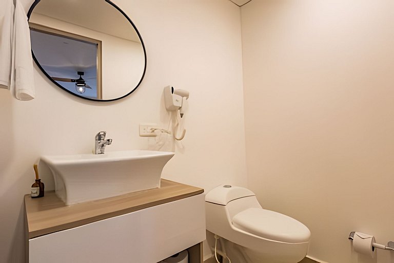 Cartagena Beach | Stylish Studio Suite Pool +Wi-fi