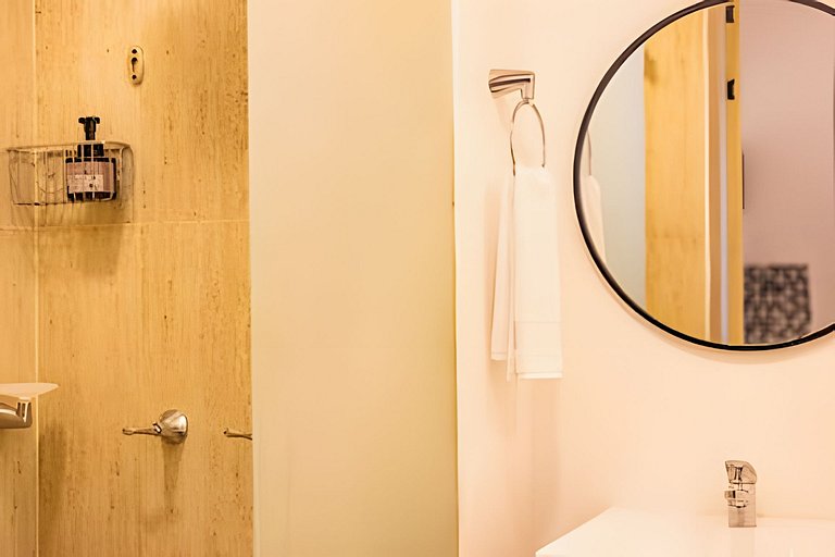 Cartagena Beach | Stylish Studio Suite Pool +Wi-fi