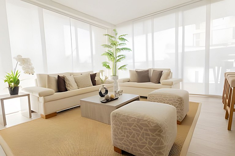 Stylish Brand New Condo Cartagena