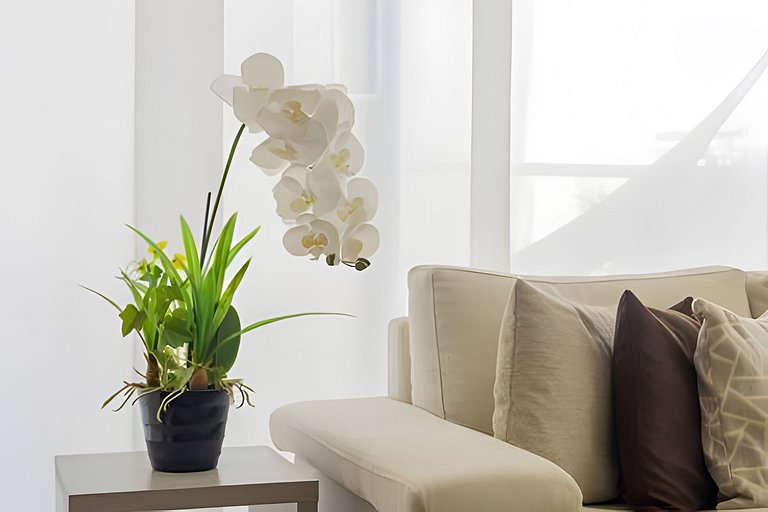 Stylish Brand New Condo Cartagena