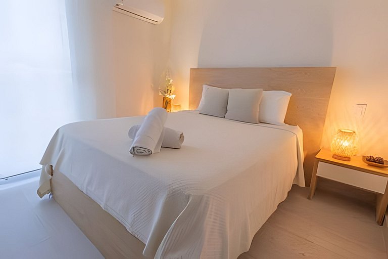 Stylish Brand New Condo Cartagena