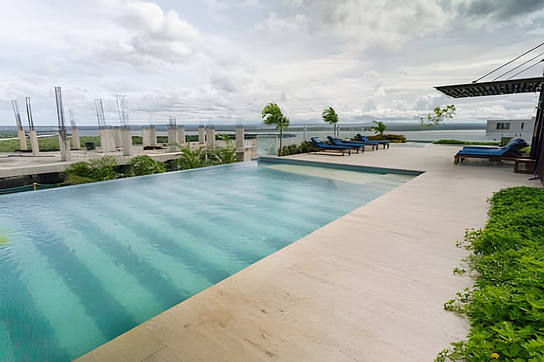 Stylish Brand New Condo Cartagena