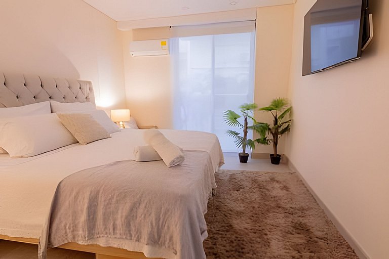 Stylish Brand New Condo Cartagena