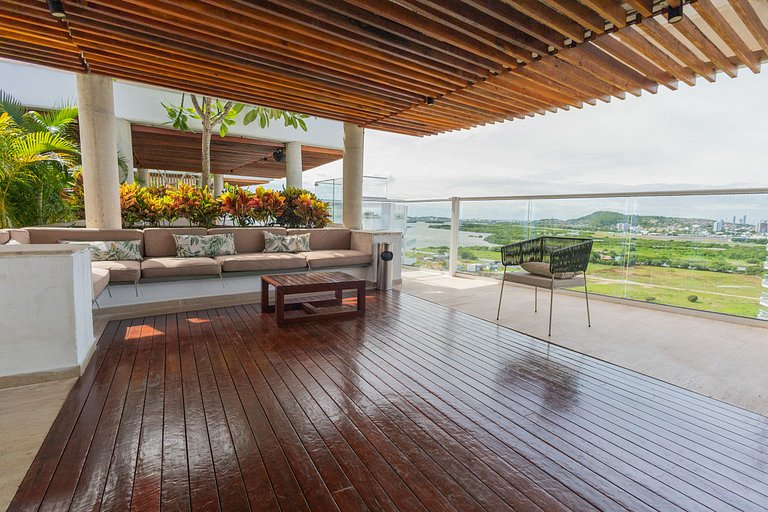 Stylish Brand New Condo Cartagena