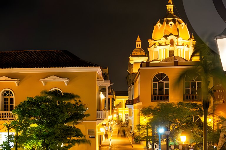Cartagena Beach brand new · Life by the pool