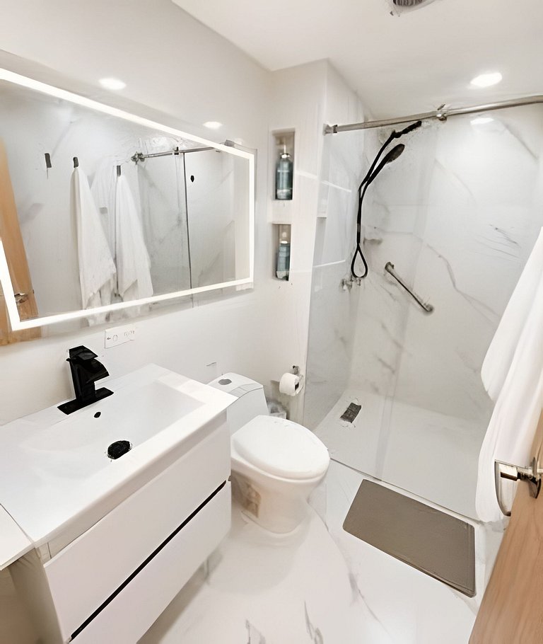 Oceanview Suite | Pool | Steps from the Beach